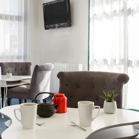 Hotel Kyriad Annecy Nord - Epagny Epagny Metz-Tessy